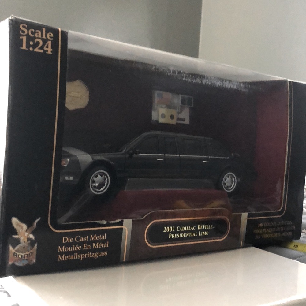 2001 Presidential Deville Limo NEW
